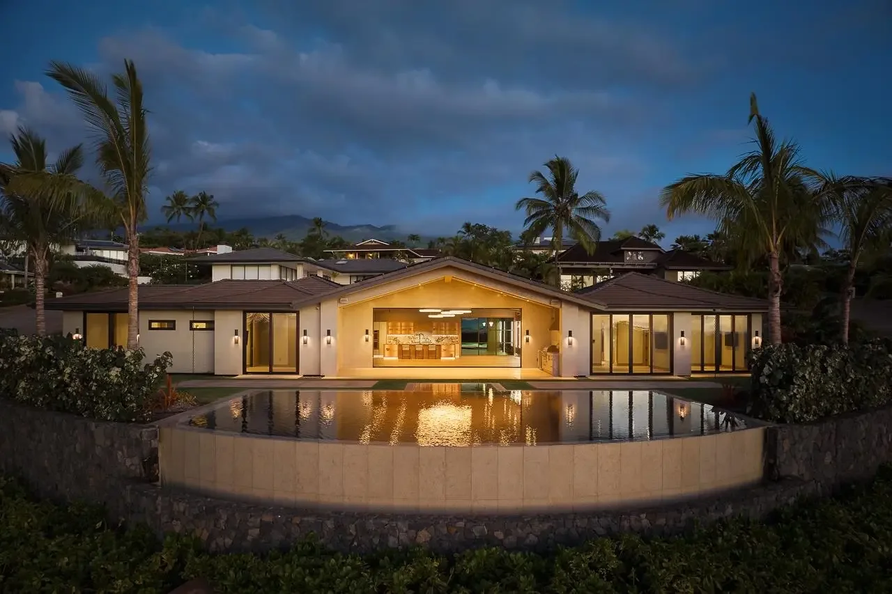 Photo of Listing #407893