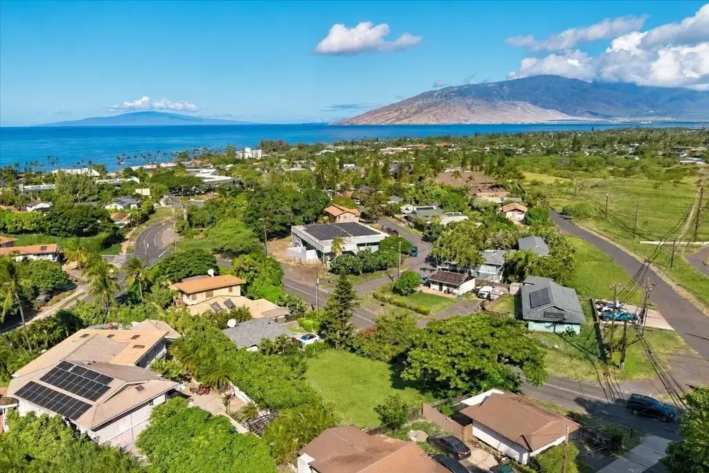 240 Kanani Rd, Kihei