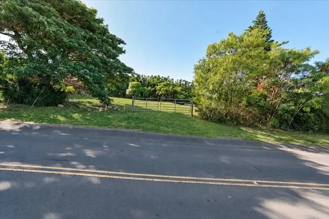 Listing Image for 240 Kanani Rd 8 of 17