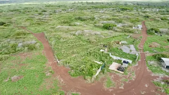 Listing Image for 0 Kalua Koi Rd 26 38 of 47
