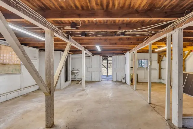 Listing Image for 346 Alahee Dr 29 of 50