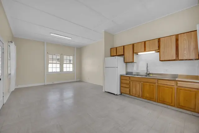 Listing Image for 346 Alahee Dr 8 of 50