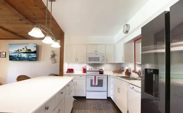 Listing Image for 811 S Kihei Rd 3d 15 of 39