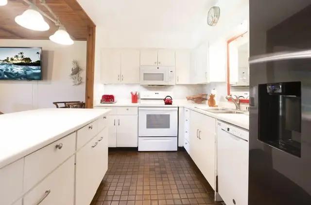 Listing Image for 811 S Kihei Rd 3d 17 of 39