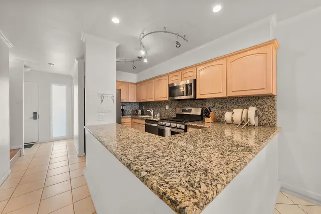 Listing Image for 2531 S Kihei Rd A105 39 of 48