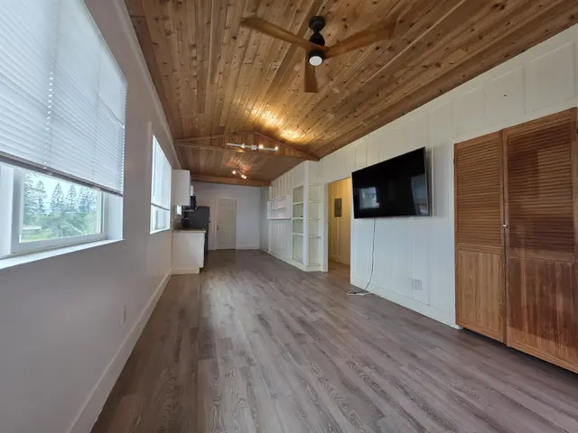Listing Image for 37 Kuhinia St 4 of 23
