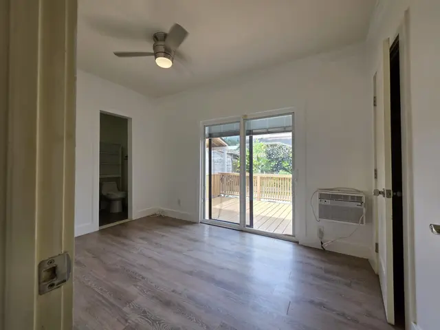 Listing Image for 37 Kuhinia St 6 of 23
