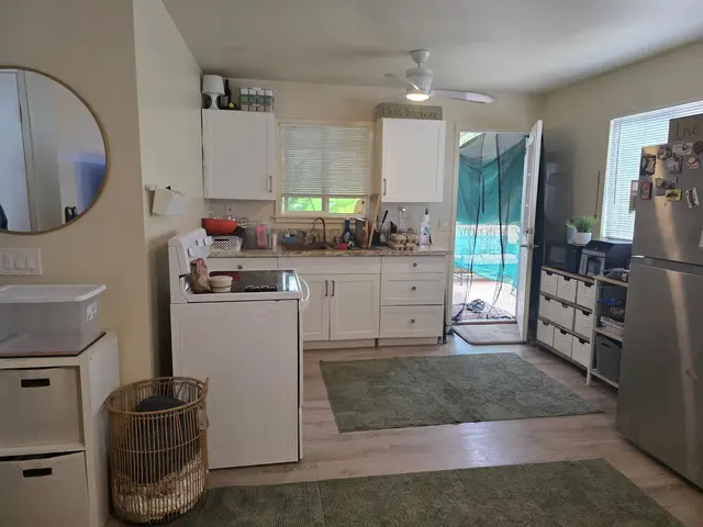 Listing Image for 37 Kuhinia St 8 of 23