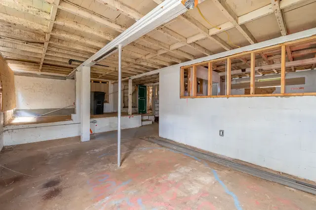 Listing Image for 2224 Mokuhau Rd 10 of 20