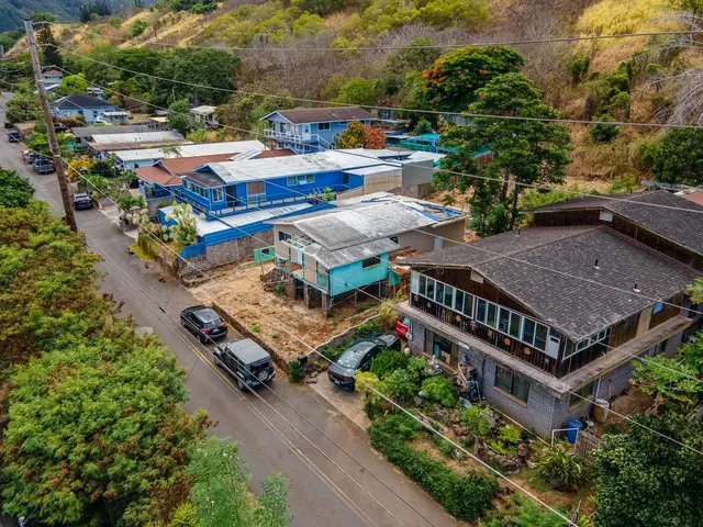 Listing Image for 2224 Mokuhau Rd 17 of 20