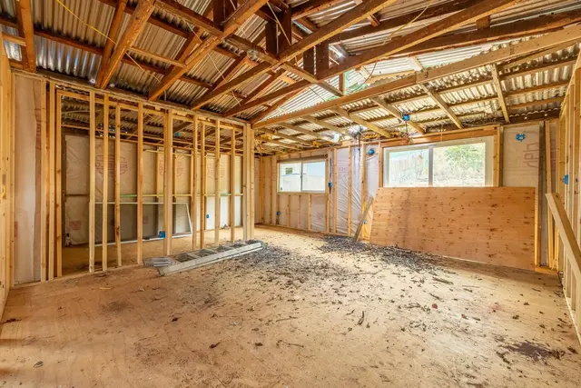 Listing Image for 2224 Mokuhau Rd 6 of 20