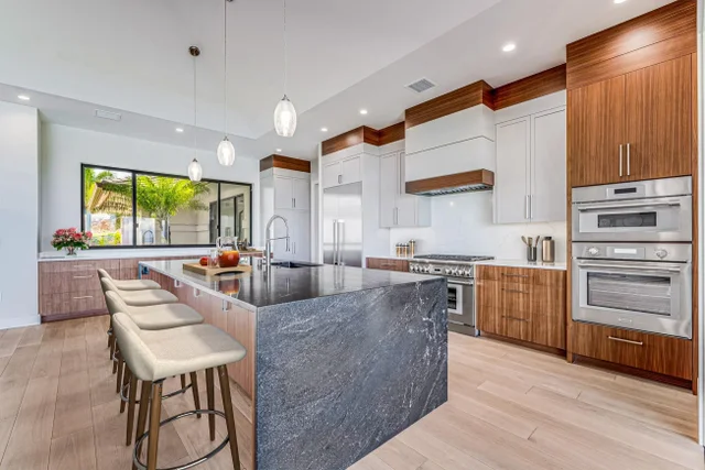 Listing Image for 44 Loli'i Pl 8 of 36