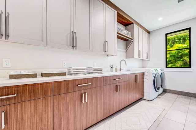 Listing Image for 44 Loli'i Pl 31 of 36