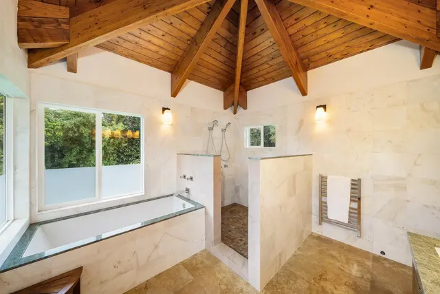 Listing Image for 1805 Kalia Way 26 of 46