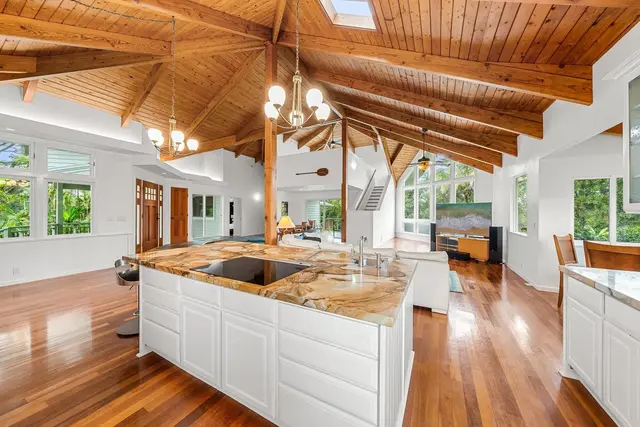 Listing Image for 1805 Kalia Way 3 of 46