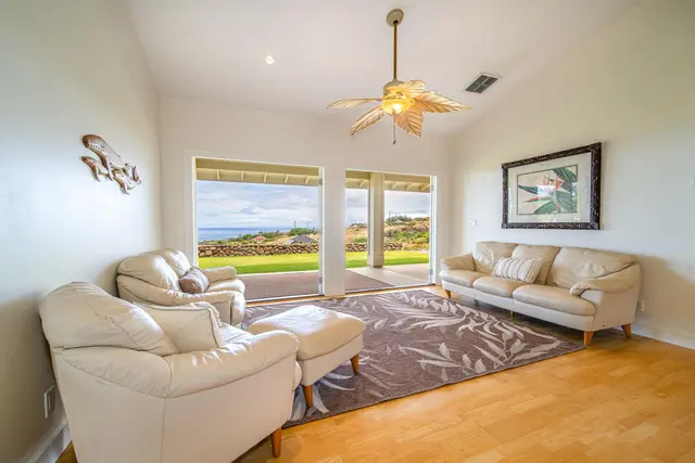 Listing Image for 31 Iliahi Way 2 of 46