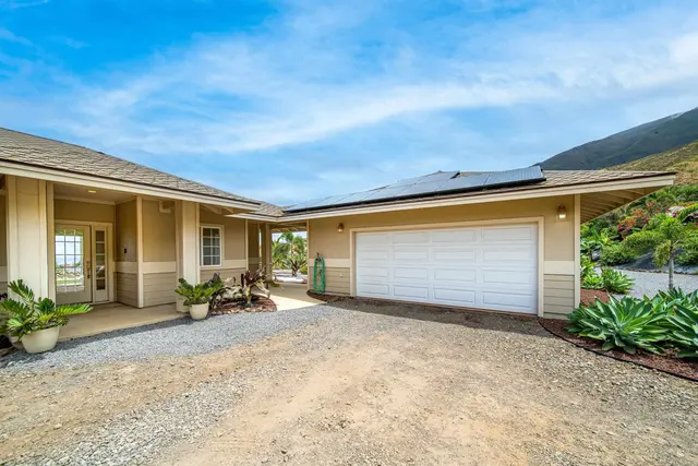 Listing Image for 31 Iliahi Way 24 of 46