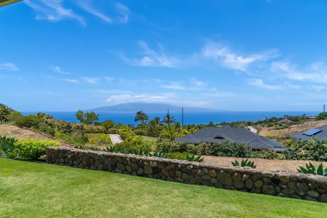 Listing Image for 31 Iliahi Way 4 of 46