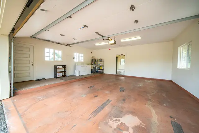 Listing Image for 31 Iliahi Way 41 of 46