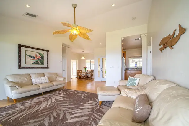 Listing Image for 31 Iliahi Way 6 of 46
