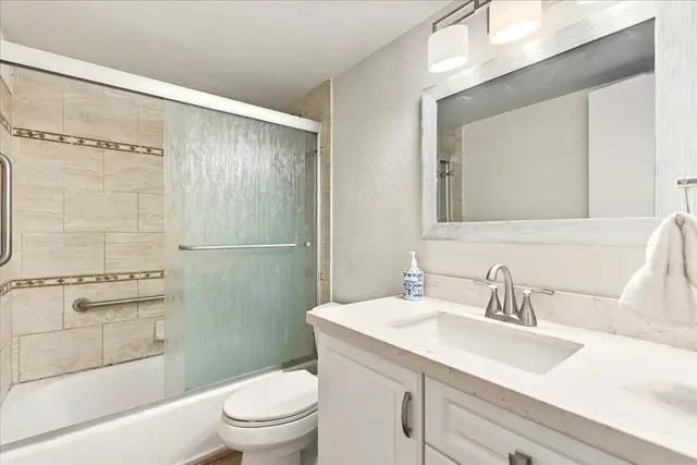 Listing Image for 2191 S Kihei Rd 2215 21 of 25