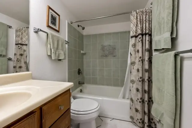 Listing Image for 2191 S Kihei Rd 1416 11 of 26