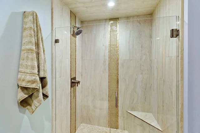 Listing Image for 4299 Lower Honoapiilani Rd 324 18 of 50