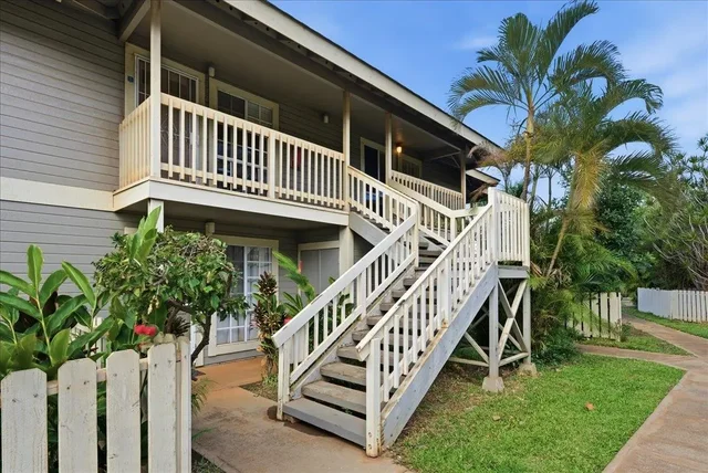 Listing Image for 140 Uwapo Rd 40-203 2 of 31