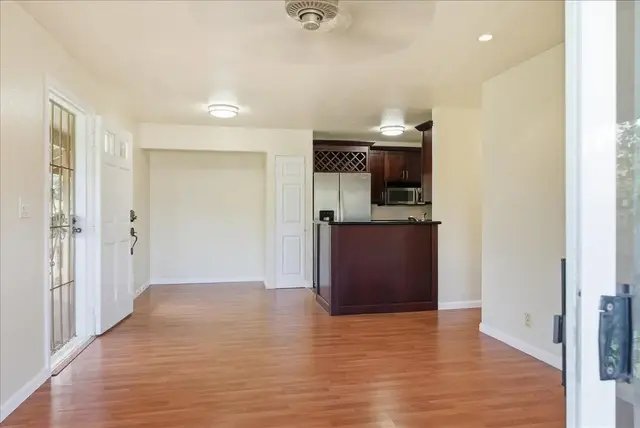 Listing Image for 140 Uwapo Rd 40-203 3 of 44
