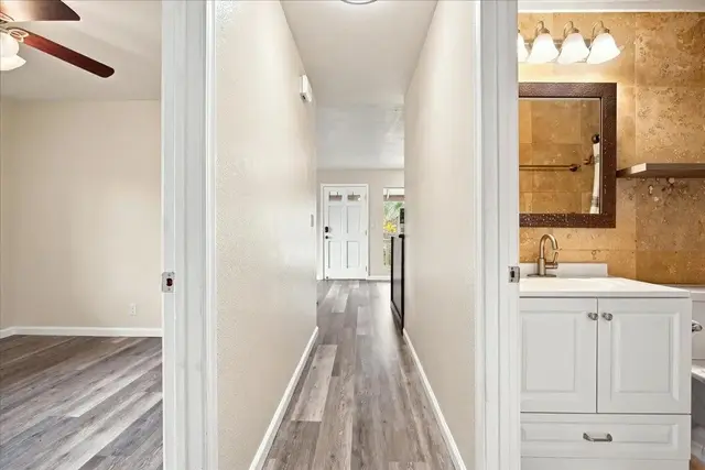 Listing Image for 140 Uwapo Rd 40-203 33 of 44