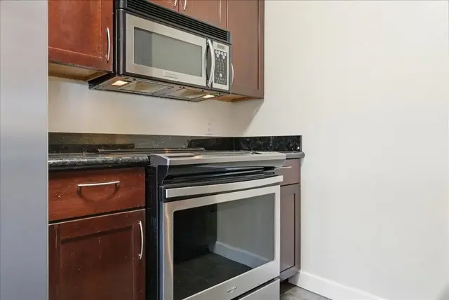 Listing Image for 140 Uwapo Rd 40-203 8 of 44
