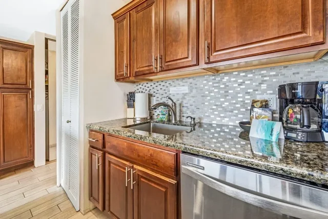 Listing Image for 2191 S Kihei Rd 1305 13 of 19