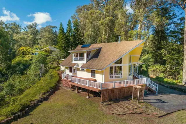 Listing Image for 1733 Piiholo Rd 10 of 31