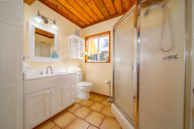Listing Image for 1733 Piiholo Rd 8 of 31