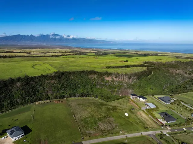Listing Image for 1022 Auwaha Pl Unit A 10 of 37