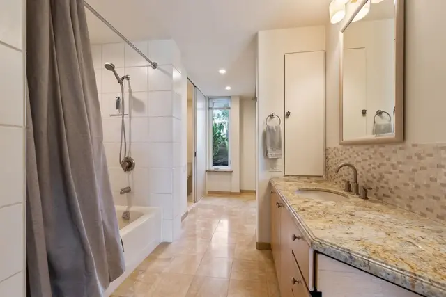 Listing Image for 3150 Wailea Alanui Dr 2707 31 of 48