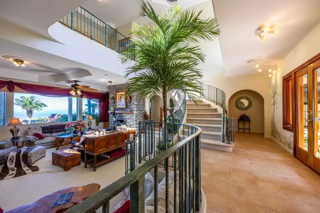 Listing Image for 41 Kilihune Pl 13 of 48
