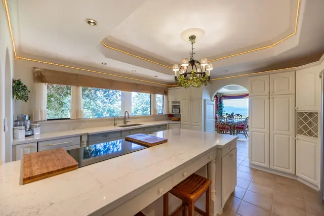 Listing Image for 41 Kilihune Pl 18 of 48