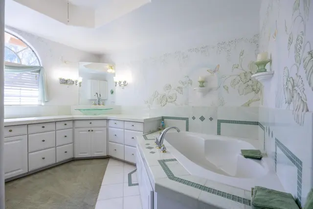 Listing Image for 41 Kilihune Pl 36 of 48