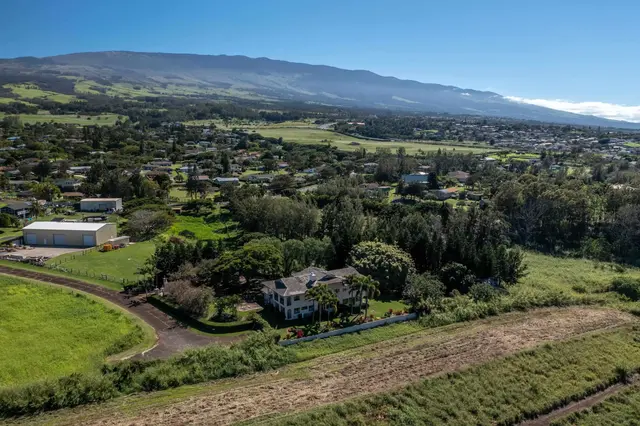 Listing Image for 41 Kilihune Pl 42 of 48
