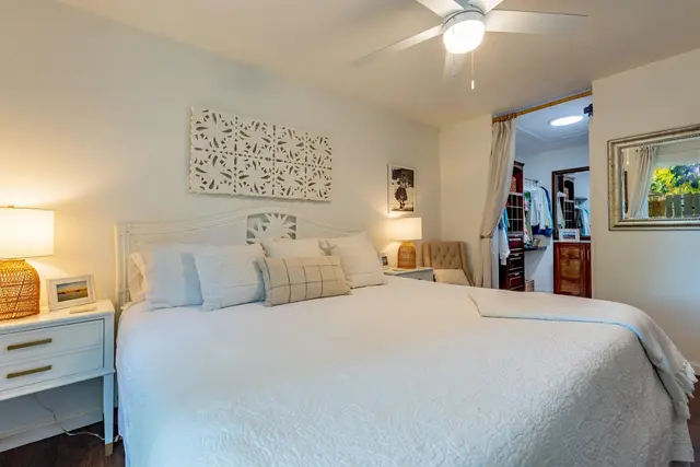 Listing Image for 140 Uwapo Rd 11-106 19 of 35
