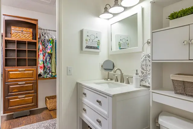 Listing Image for 140 Uwapo Rd 11-106 21 of 35