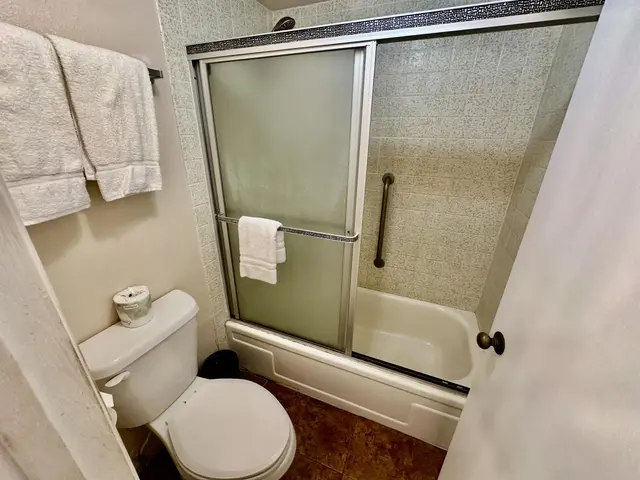 Listing Image for 1000 Kamehameha V Hwy 229c 11 of 26
