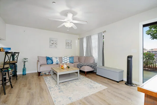 Listing Image for 45 Stephen Ln 813 2 of 29