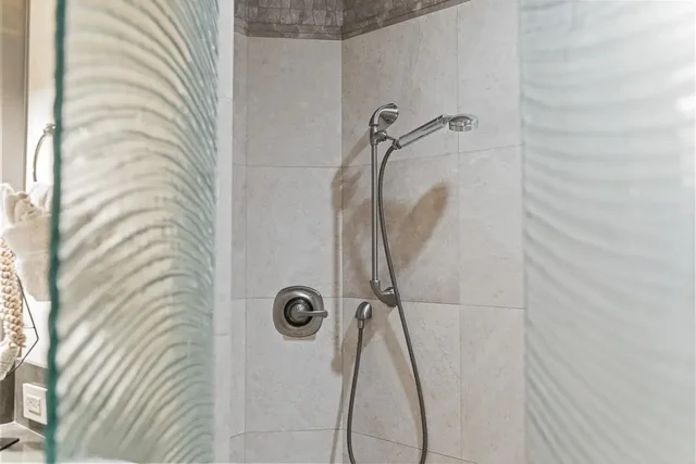 Listing Image for 12 S Kihei Rd E2 28 of 48