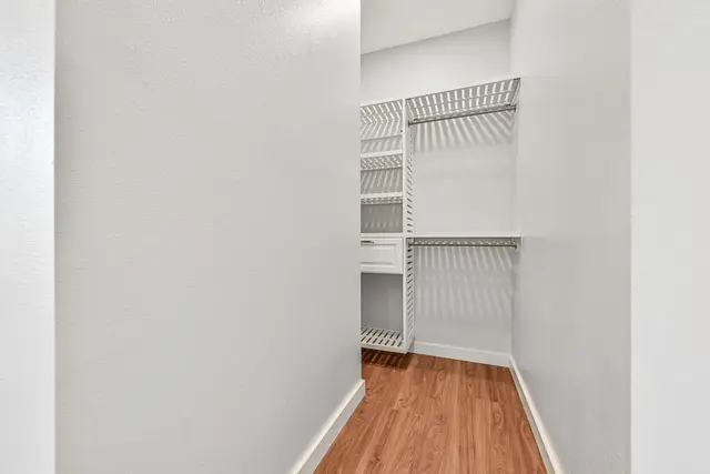 Listing Image for 279 Ohaa St 15 of 49