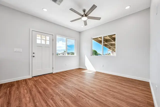 Listing Image for 279 Ohaa St 21 of 49