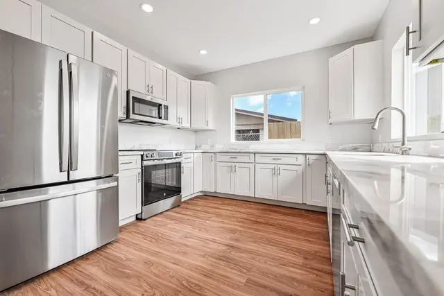 Listing Image for 279 Ohaa St 3 of 49