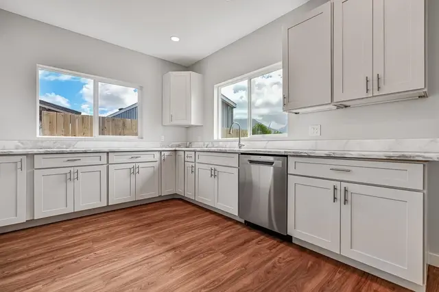 Listing Image for 279 Ohaa St 4 of 49