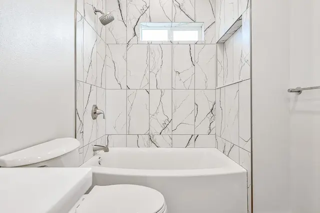 Listing Image for 279 Ohaa St 7 of 49